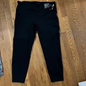 GapFit 7/8 Leggings Black Large NWT